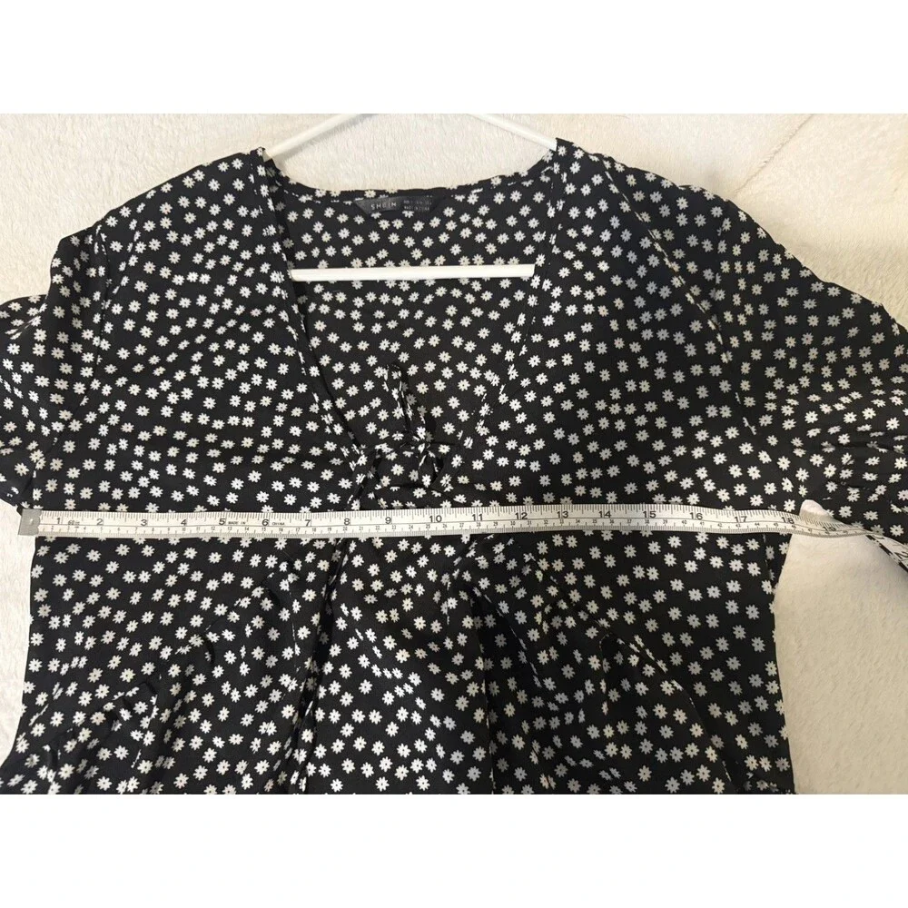 SHEIN Black White Daisy Floral Peplum Tie Front Blouse Long Sleeve Size M